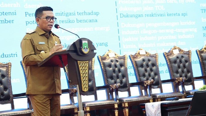 Andra Soni: Usul Sekolah Banten Bebas Beban Orang Tua