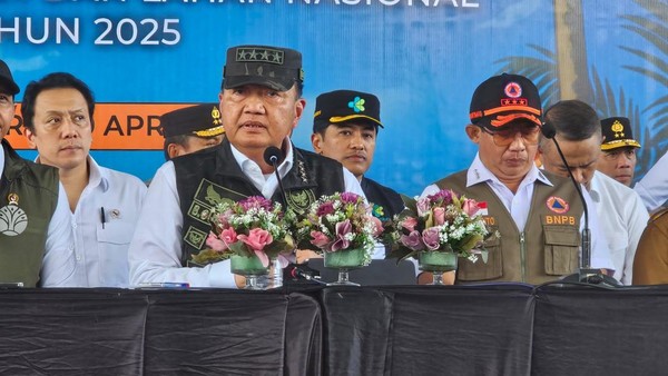 Pemerintah Tindak Tegas Perusahaan Pembakar Hutan: Izin Dicabut!
