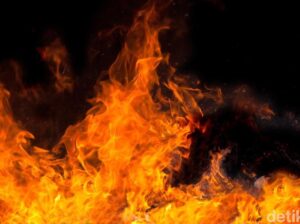 Tragedi Kebakaran China: 22 Tewas, Restoran Hangus Terbakar