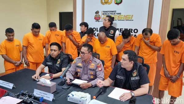 Aksi Keributan Kemang: Tersangka Menyerahkan Diri di Basecamp