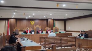 Eks Pejabat Timah Korupsi Rp300 Triliun, Divonis 10 Tahun Penjara