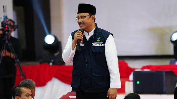 Khofifah Sukses Tekan Kemiskinan Jatim, Mensos Beri Apresiasi