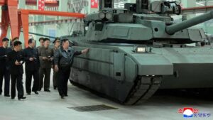 Kim Jong Un: Inspeksi Pabrik Tank, Modernisasi Militer Korea Utara