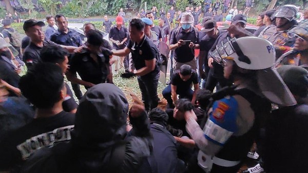 May Day Ricuh: 14 Anarko Penyusup Demo Ditangkap Polisi