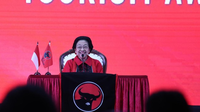 Megawati Singgung Ijazah Jokowi: Reaksi Publik Mengejutkan