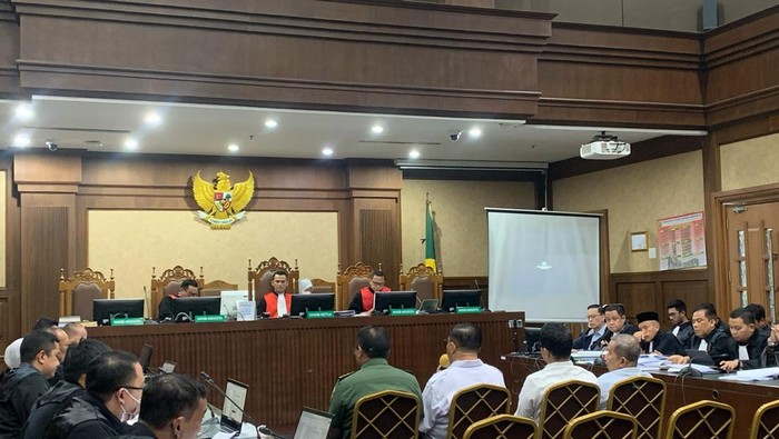 Misteri Distribusi Gula: Hakim Heran, Saksi Bungkam?