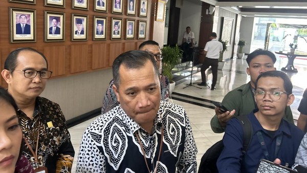 Prabowo Pilih Pimpinan Baru Pansel KY: Sosoknya Mengejutkan