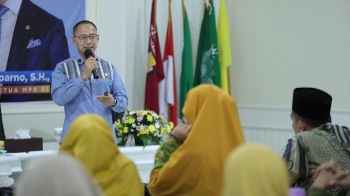 Rekor Stok Beras Tertinggi! Eddy Soeparno Apresiasi Pemerintah