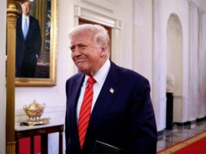 Trump: Kesepakatan Iran Dekat, Perang Terhindarkan?