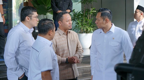 Walikota Pekanbaru Temui AHY, Proyek Megapolitan Dibahas di Jakarta