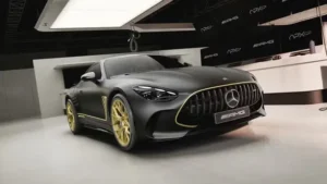 AMG GT 63: Kemewahan APXGP di Sirkuit F1