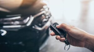 Baterai Remote Kunci Mobil Lemah? Tanda-Tandanya dan Cara Mengatasinya