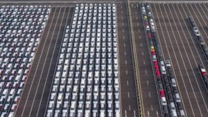 Harga Mobil Tinggi, Penjualan Anjlok? Gaji Tak Cukup?
