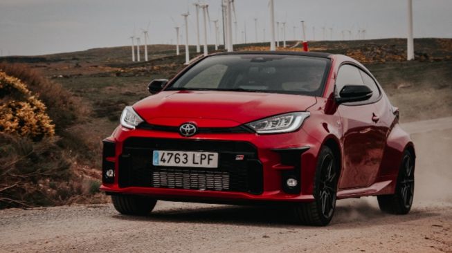 Mesin Toyota 4 Silinder Baru: Lebih Garang dari GR Yaris?