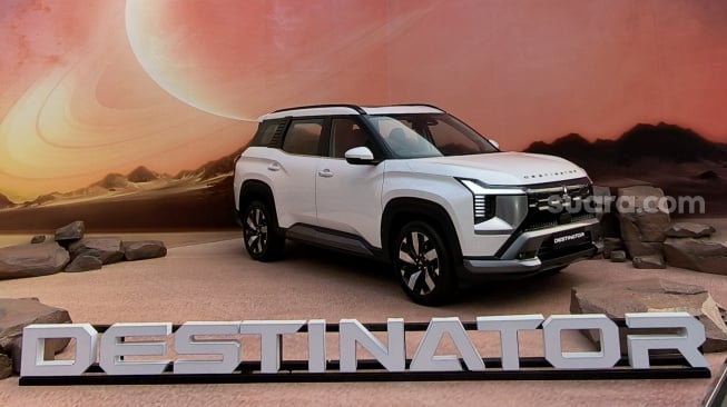 Mitsubishi Destinator Resmi Meluncur: Spesifikasi & Harga Terbaru