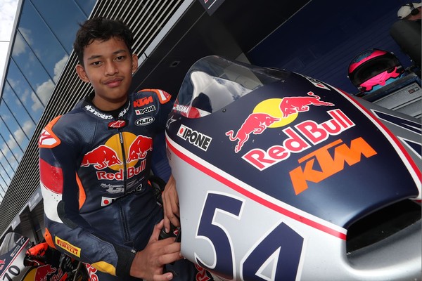 Pebalap Gunung Kidul Raih Kemenangan Spektakuler Sachsenring