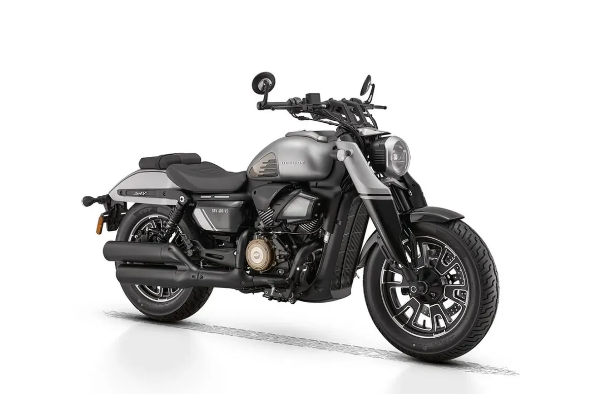 QJMOTOR SRV400VS: Cruiser V-Twin 400cc Canggih, Harga Rp180 Jutaan!