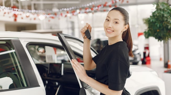 Rahasia Beli Mobil Bekas Murah? Waktu Terbaik di Indonesia