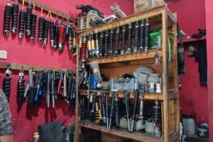 Rahasia Mengenali Shockbreaker Motor Ori vs KW Asli