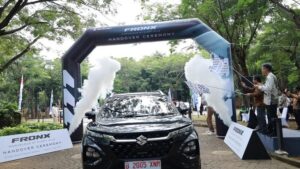 Suzuki Fronx Resmi Tiba di Tangan Konsumen Indonesia