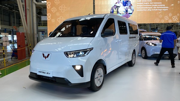 Wuling Mitra EV: Mobil Listrik Komersial Ramah Lingkungan, Siap Melaju