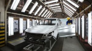 Wuling Rayakan 8 Tahun Perjalanan Suksesnya di Indonesia