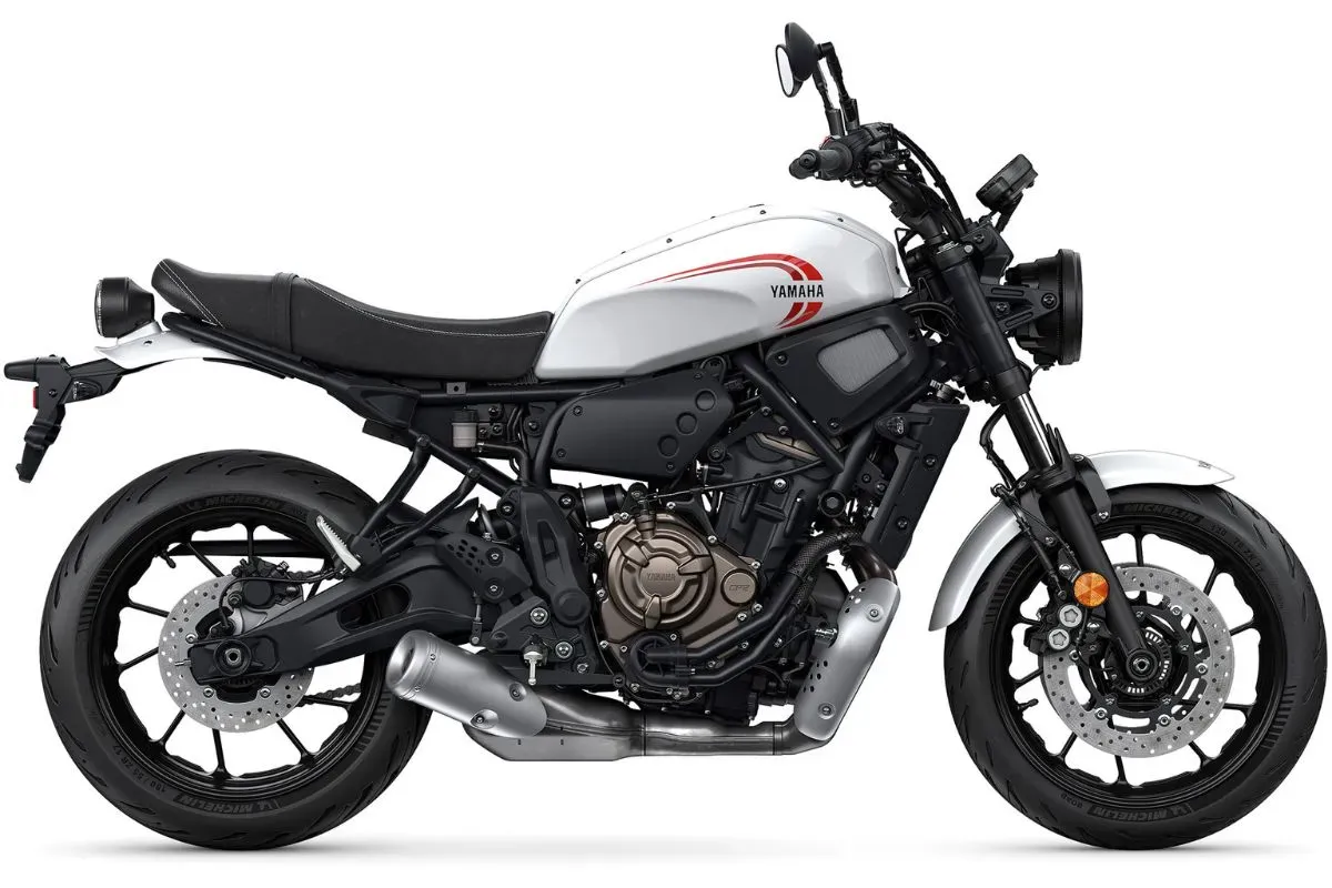 Yamaha XSR700 ABS 2025: Desain Baru, Performa Mengesankan